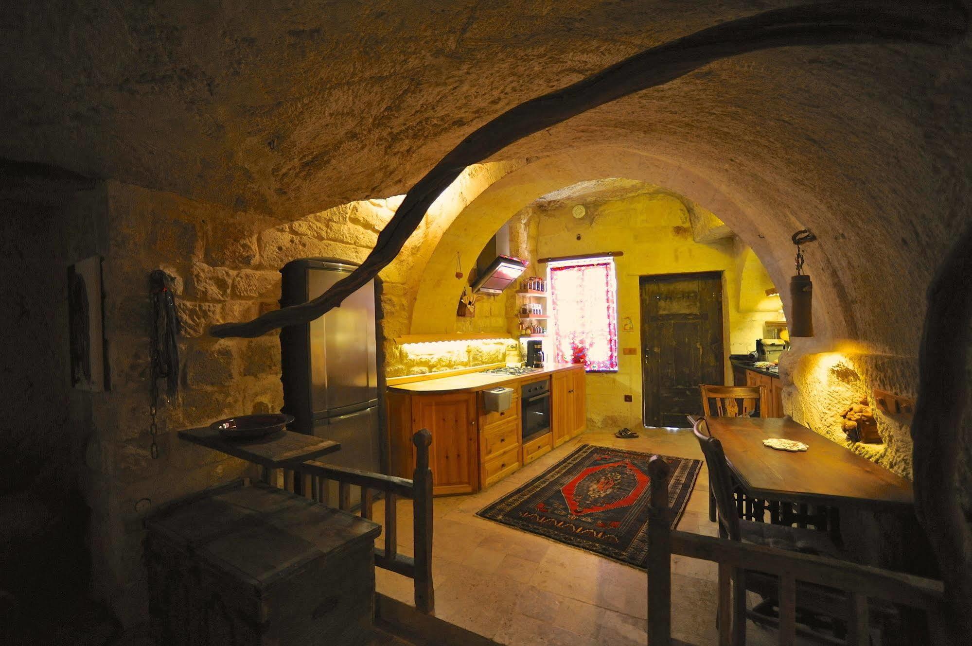 Anitya Cave House Apart Hotel Ortahisar Exterior photo